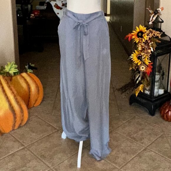 Thread + Supply Partial Elastic Waist Lightweight Wide Leg Pants - Picture 1 of 5